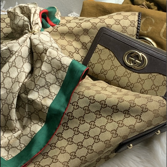 🎉HP🎉Gucci Horsebit Hobo Large ONLY part 2 - Picture 4 of 17